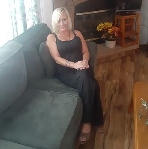 Meet your Posher, Sandi